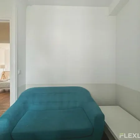 Flexliving - Whole Flat - Prague Apartment